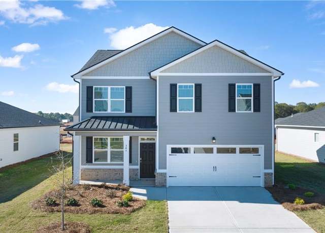 Property at 171 Storm Ln, Hoschton, GA 30548, 4 beds, 2.5 baths