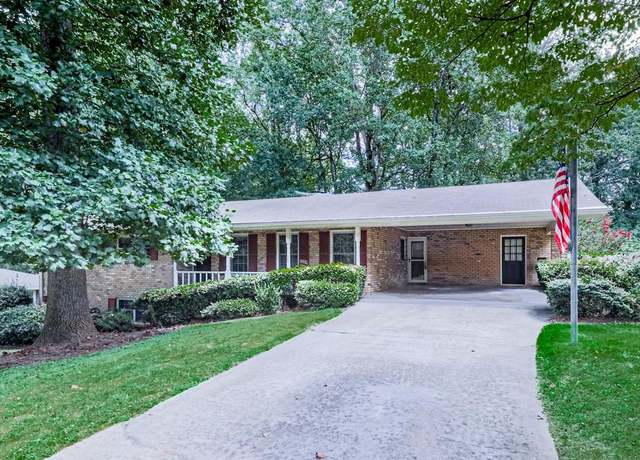Property at 4041 Honeysuckle Dr, Smyrna, GA 30082, 3 beds, 2.5 baths