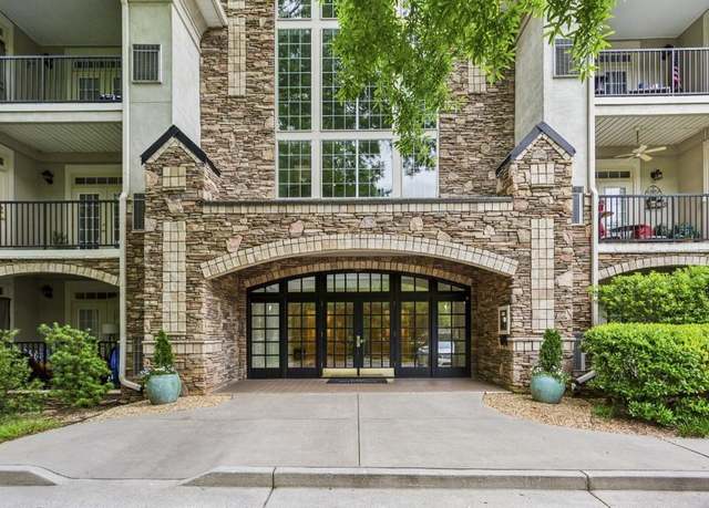 Property at 3047 Lenox Rd NE #2105, Atlanta, GA 30324, 2 beds, 2 baths
