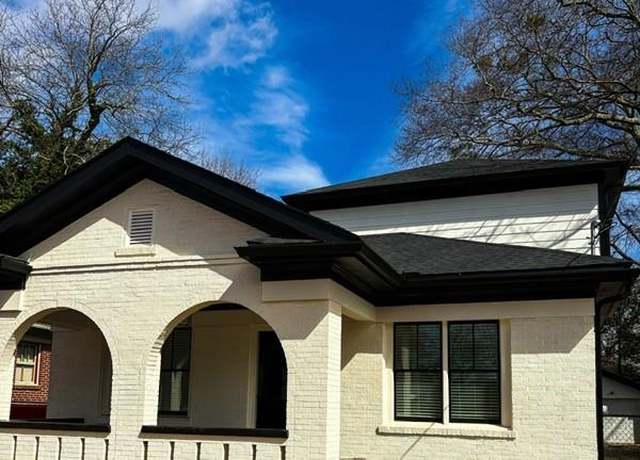 Property at 1740 Langston Ave SW, Atlanta, GA 30310, 5 beds, 4 baths