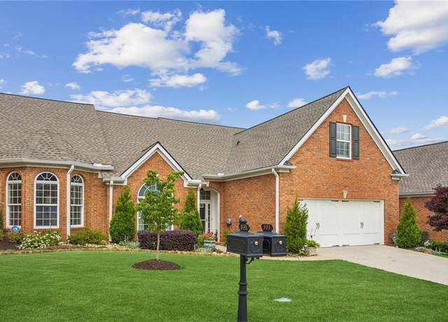Property at 333 Lauren Ln, Woodstock, GA 30188, 3 beds, 3 baths