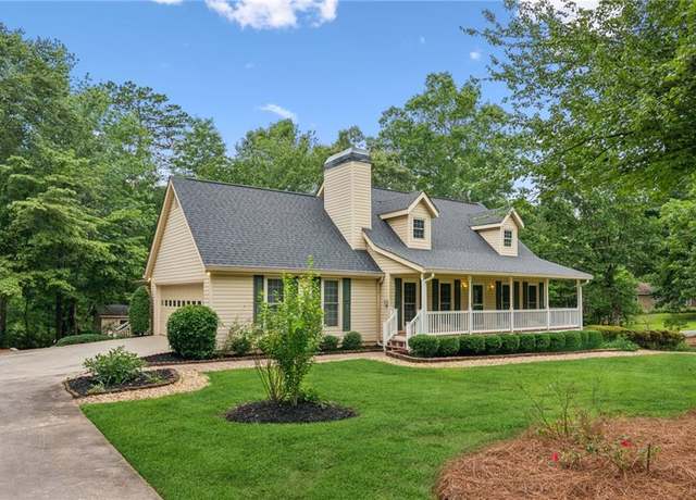 Property at 1420 Pilgrim Rd, Cumming, GA 30040, 3 beds, 2 baths