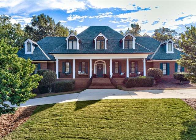 Property at 2650 Waters Edge Dr, Gainesville, GA 30504, 6 beds, 5.5 baths