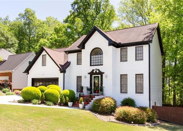 Property at 3612 Tree View Dr, Snellville, GA 30078, 5 beds, 2.5 baths