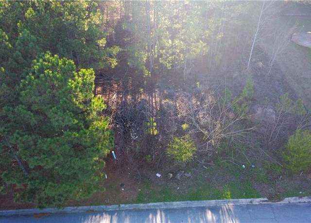 Property at 5586 Boreal Way SW, Atlanta, GA 30331