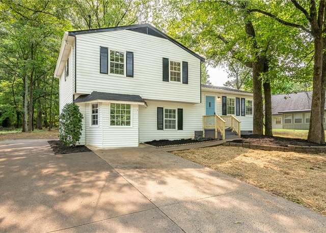 Property at 4510 Virginia Ave NW, Kennesaw, GA 30144, 3 beds, 2 baths