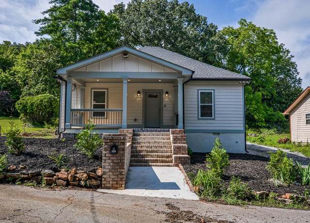 Property at 5445 Eva Mamie Ln, Stone Mountain, GA 30083, 3 beds, 2 baths