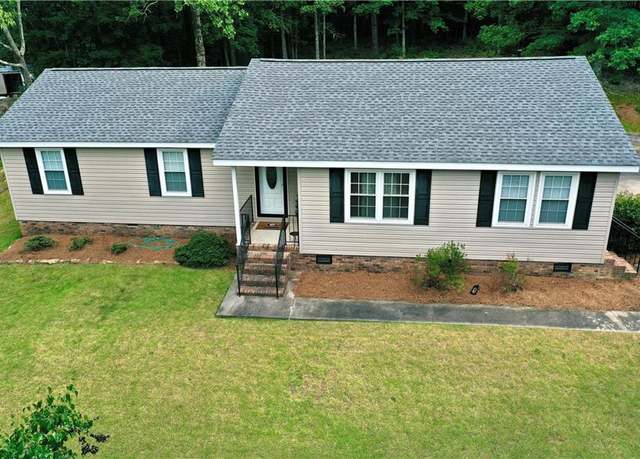 Property at 12 Indian River Rd SE, Lindale, GA 30147, 3 beds, 1 bath