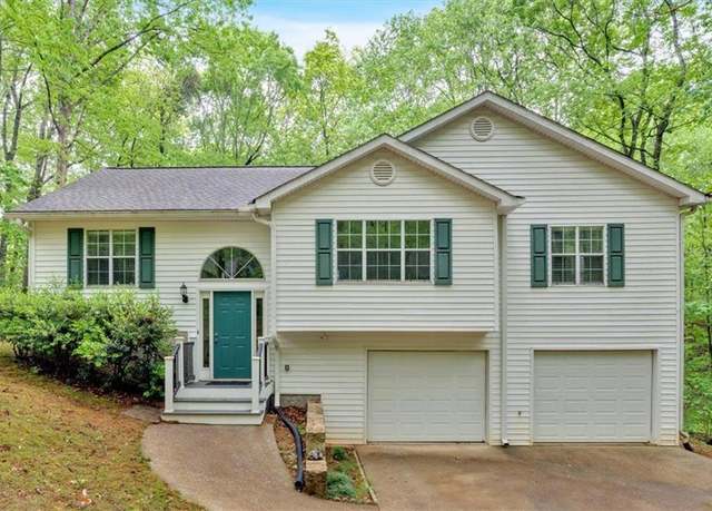 Property at 2539 Lakeside Dr, Villa Rica, GA 30180, 3 beds, 2 baths