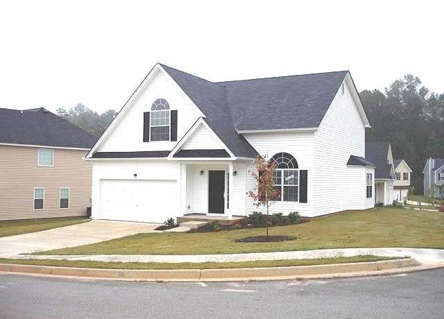 Property at 4232 Kensington Cv, Atlanta, GA 30349, 4 beds, 2.5 baths