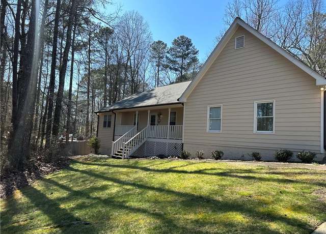 Property at 2087 Blackberry Ln, Auburn, GA 30011, 4 beds, 3 baths