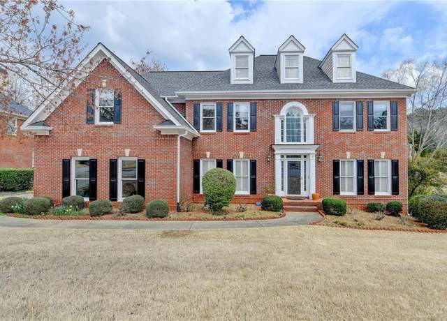 Property at 340 Kincardine Way, Alpharetta, GA 30022, 6 beds, 5 baths