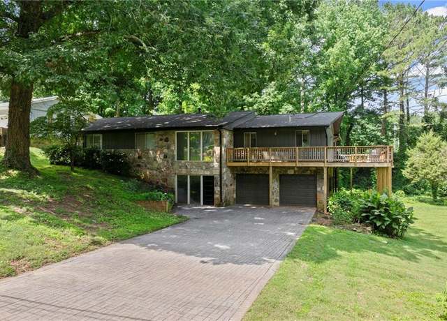 Property at 2600 Sandpiper Dr, Tucker, GA 30084, 3 beds, 2 baths