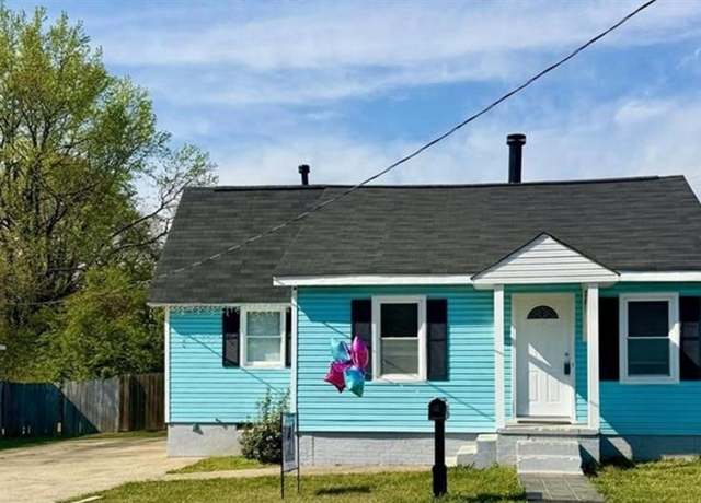 Property at 303 Latimer St SE, Marietta, GA 30008, 3 beds, 2 baths