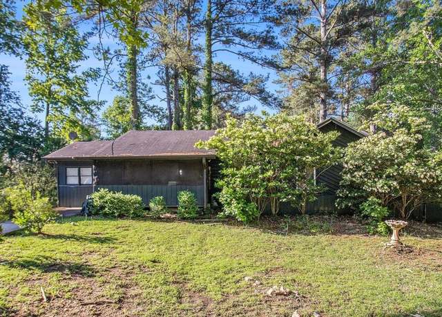 Property at 161 Aaron Ct, Riverdale, GA 30274, 4 beds, 1.5 baths