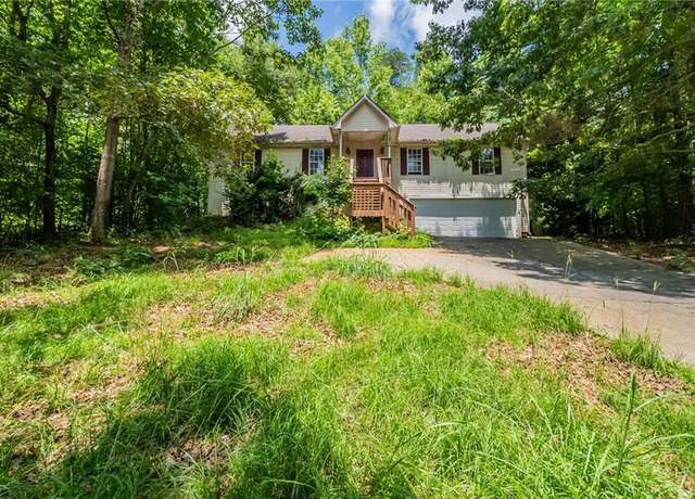 Property at 3930 Pine Tree Ln, Gainesville, GA 30501, 3 beds, 2 baths
