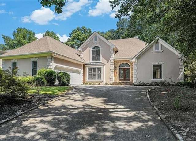 Property at 370 Royal Birkdale Ct, Johns Creek, GA 30097, 5 beds, 4.5 baths