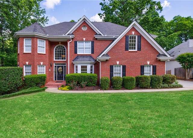Property at 265 Dogwood Walk Ln, Norcross, GA 30071, 6 beds, 4 baths