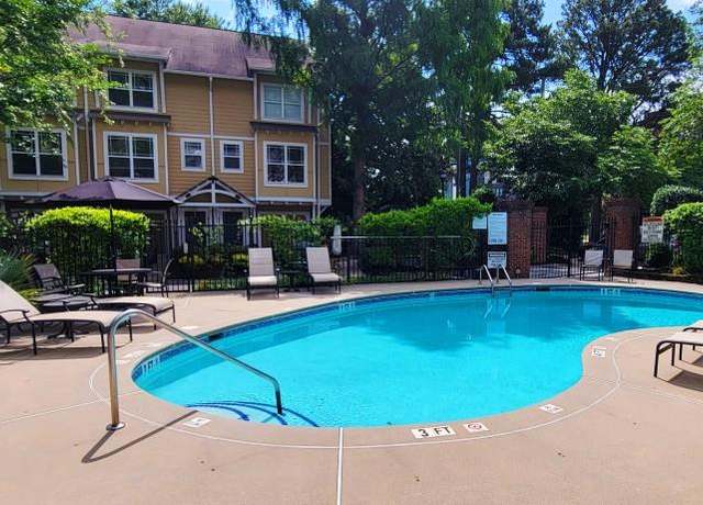 Property at 380 Grant Cir SE #110, Atlanta, GA 30315, 3 beds, 3 baths
