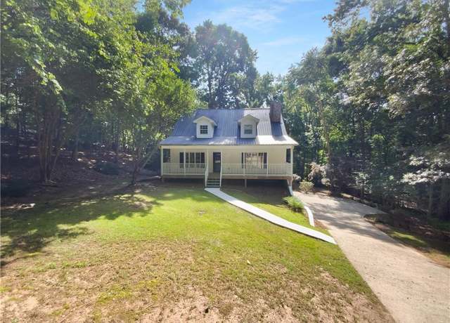 Property at 7315 Natures Trl, Cumming, GA 30041, 3 beds, 2 baths