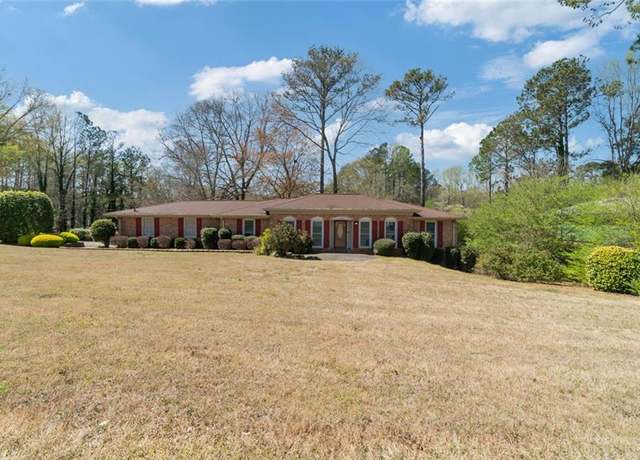 Property at 4892 Duncan Dr, Powder Springs, GA 30127, 3 beds, 2 baths