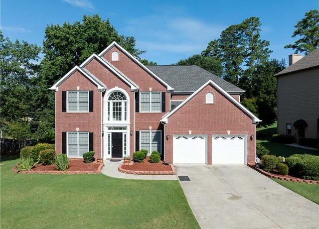 Property at 10770 Glenhurst Pass, Duluth, GA 30097, 4 beds, 2.5 baths