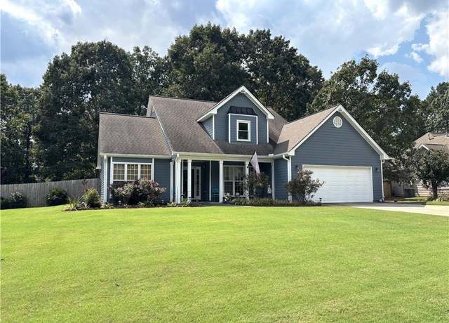 Property at 2668 Sleepy Hollow Rd, Monroe, GA 30655, 3 beds, 2.5 baths
