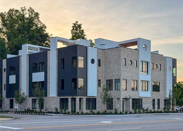 Property at 3960 Clairmont Rd #2, Chamblee, GA 30341, 3 beds, 3.5 baths
