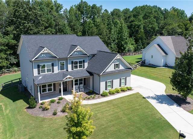 Property at 7715 Wandering Oak Way, Cumming, GA 30041, 4 beds, 3 baths
