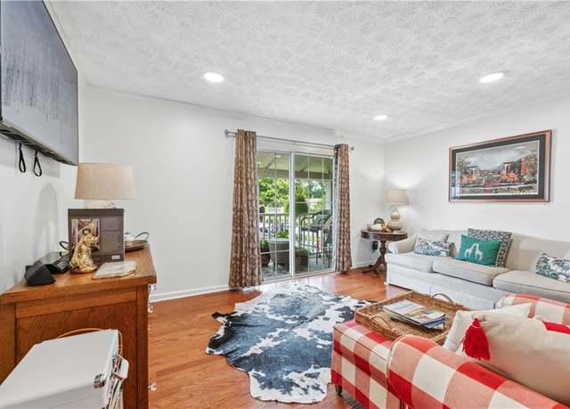 Property at 3115 Seven Pines Ct #308, Atlanta, GA 30339, 2 beds, 1 bath