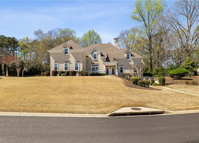 Property at 3720 River Mansion Dr, Peachtree Corners, GA 30096, 6 beds, 4.5 baths