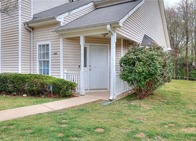Property at 6502 Wellington Chase Ct, Lithonia, GA 30058, 3 beds, 2 baths