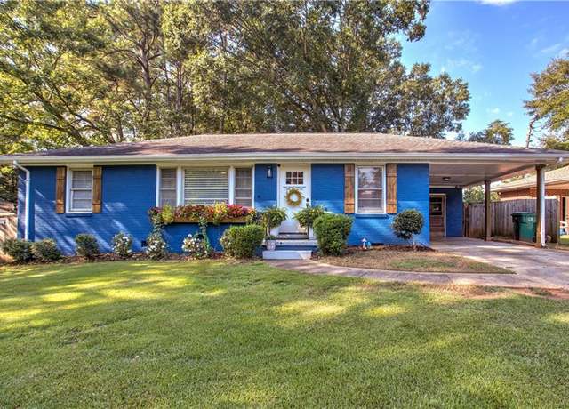 Property at 854 Parkway Dr SE, Smyrna, GA 30080, 2 beds, 2 baths