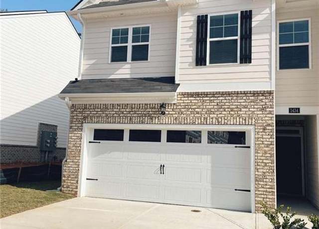 Property at 1400 Gray Branch Dr, Lawrenceville, GA 30045, 4 beds, 2.5 baths