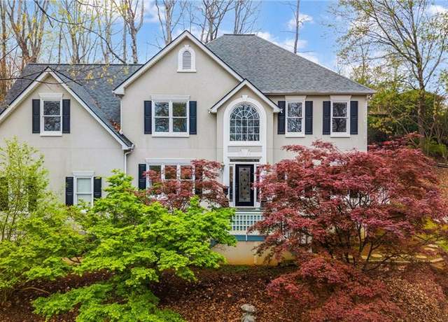 Property at 2536 Katherine Cir, Gainesville, GA 30506, 4 beds, 2.5 baths