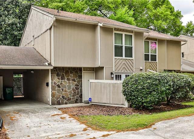 Property at 2302 Colonial Dr NE, Brookhaven, GA 30319, 3 beds, 2.5 baths