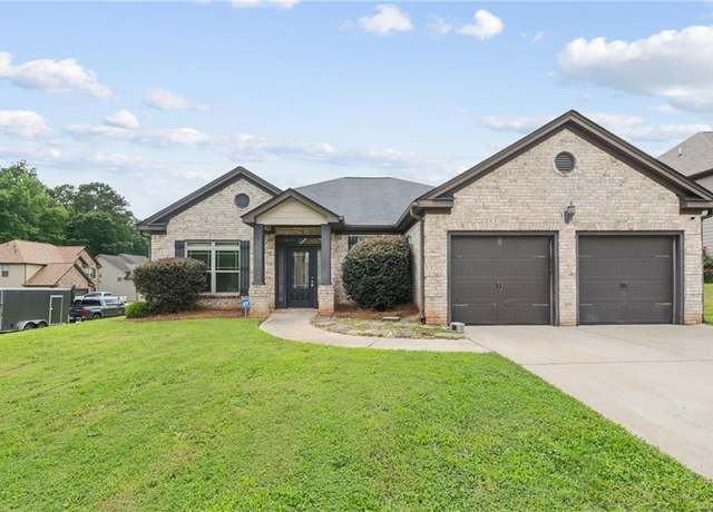 Property at 80 Pulaski Pl, Jonesboro, GA 30238, 3 beds, 2.5 baths