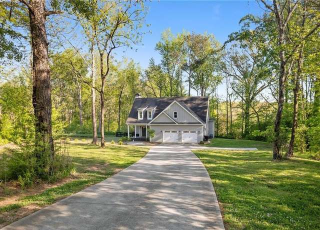 Property at 2442 Lower Union Hill Rd, Canton, GA 30115, 4 beds, 2.5 baths