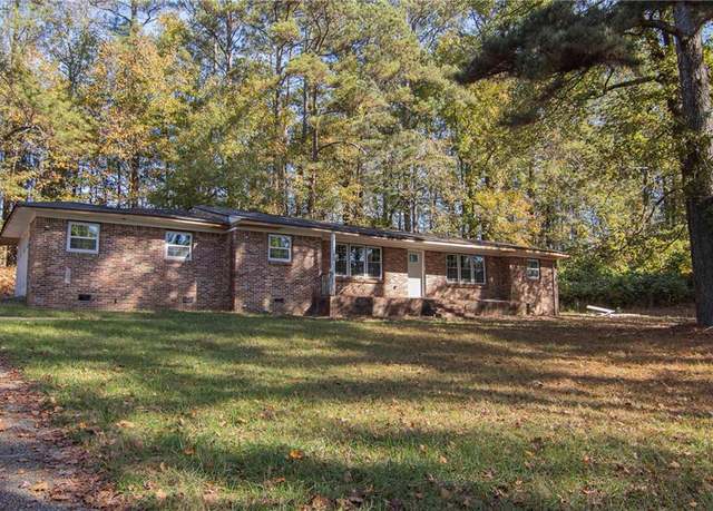 Property at 8260 Chicago Ave, Douglasville, GA 30134, 4 beds, 2 baths