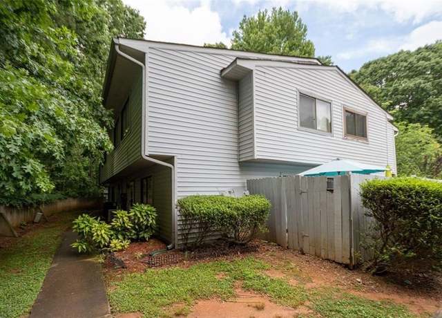 Property at 3872 Mulkey Cir SW Unit 18, Marietta, GA 30008, 3 beds, 2.5 baths
