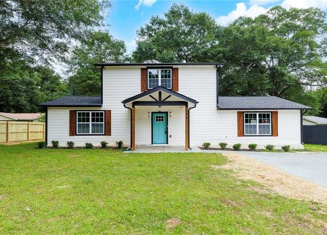 Property at 194 Cardinal Blvd SE, Calhoun, GA 30701, 3 beds, 2.5 baths