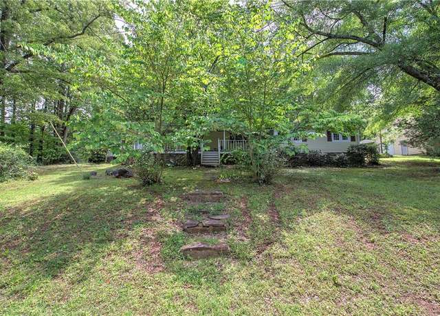 Property at 191 White Oak Church Rd, Dallas, GA 30157, 3 beds, 2 baths