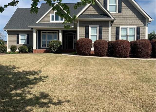 Property at 8 Walking Horse Dr NW, Rome, GA 30165, 4 beds, 2 baths