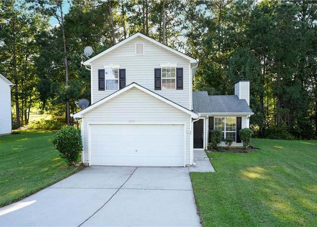 Property at 10411 Ivygate Ter, Jonesboro, GA 30238, 3 beds, 2 baths