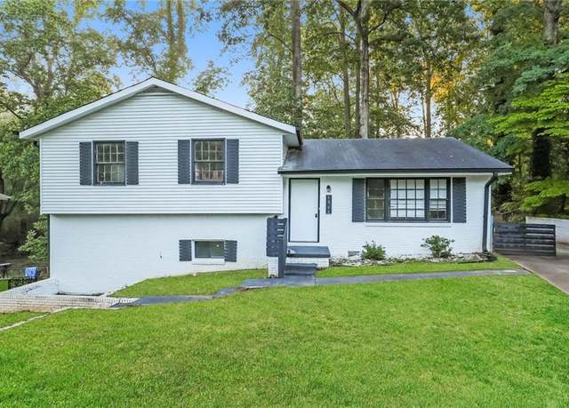Property at 6864 Maddox Rd, Morrow, GA 30260, 4 beds, 2.5 baths