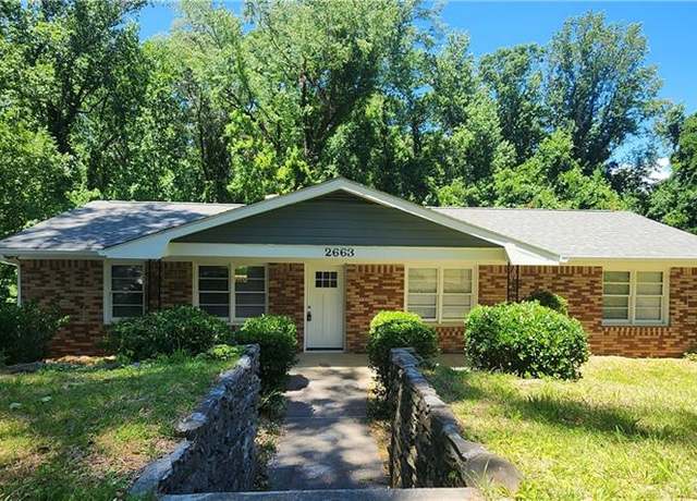 Property at 2663 Washington St NW, Atlanta, GA 30318, 5 beds, 3 baths