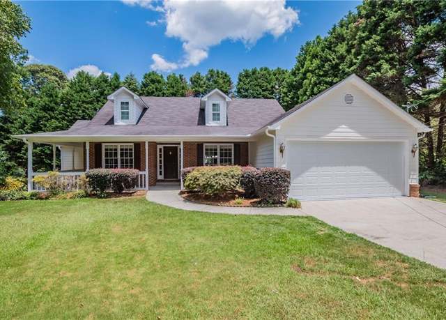 Property at 2110 Meadow View Ct, Grayson, GA 30017, 3 beds, 2 baths