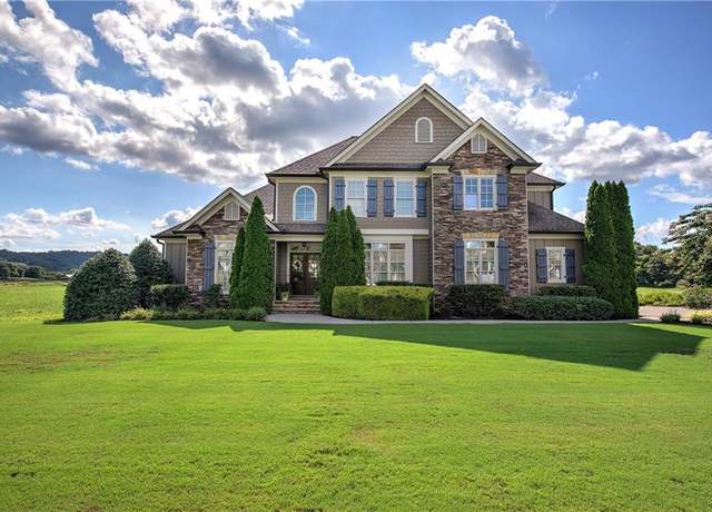 Property at 44 River Shoals Dr SE, Cartersville, GA 30120, 4 beds, 3.5 baths