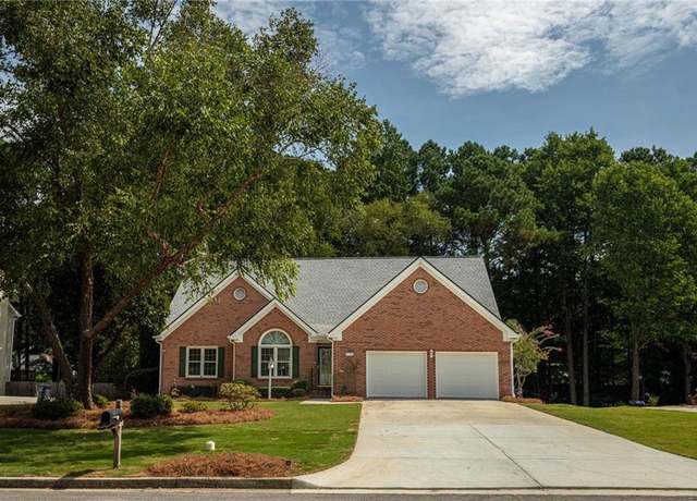 Property at 3136 Elizabeth Ln, Snellville, GA 30078, 5 beds, 3 baths