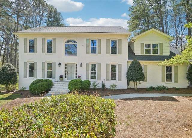 Property at 1260 Centenary Rdg, Snellville, GA 30078, 5 beds, 4 baths